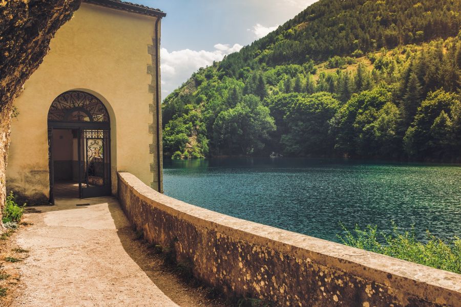 Italie : Circuit aventure à la découverte des Abruzzes à vélo, en canoë et kayak