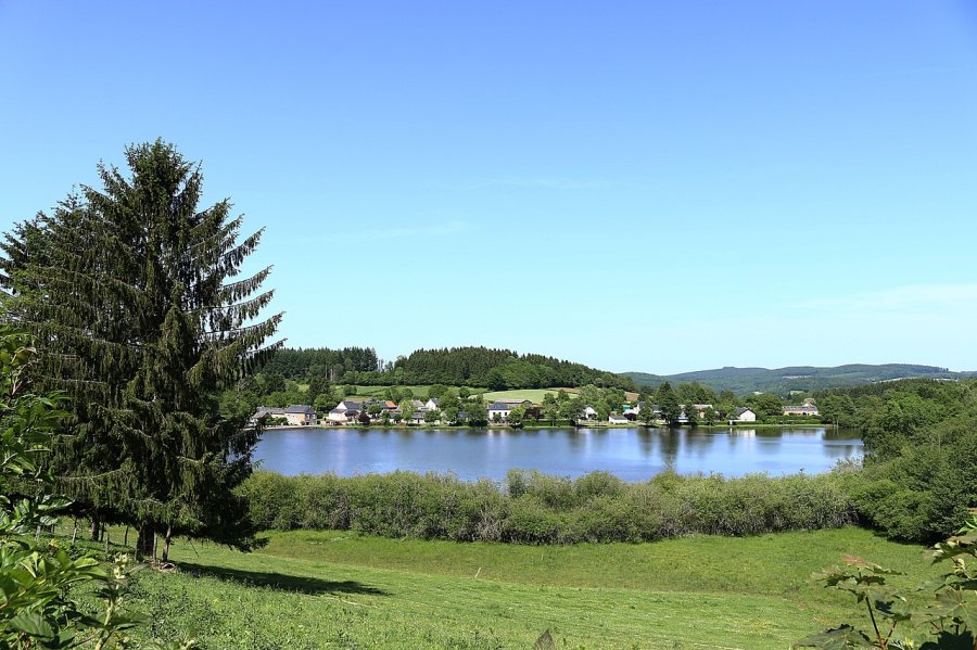  Lac des Settons dans le Morvan : que voir et que faire aux alentours